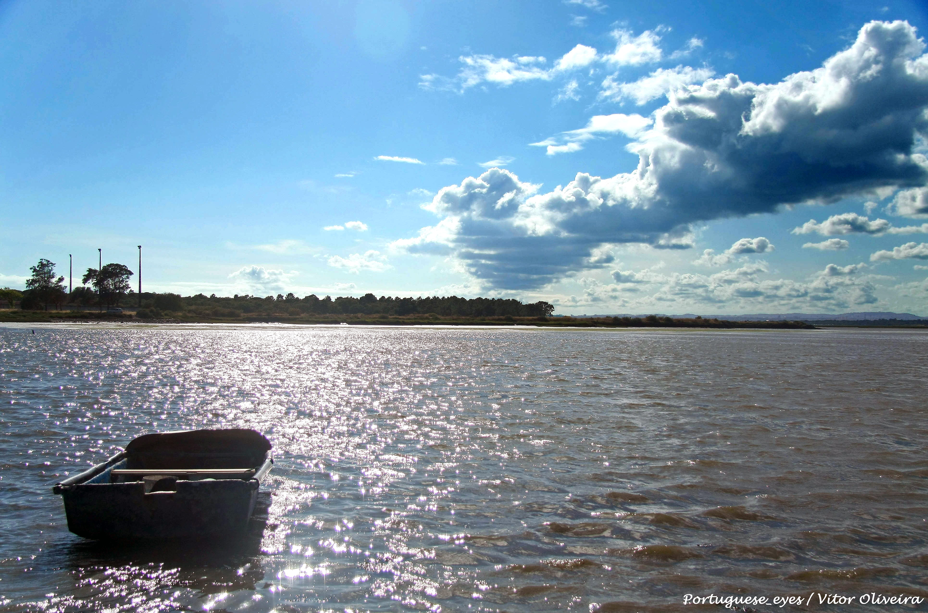O Tejo em Sarilhos Grandes (foto: Vitor Oliveira, CC BY-SA 2.0)