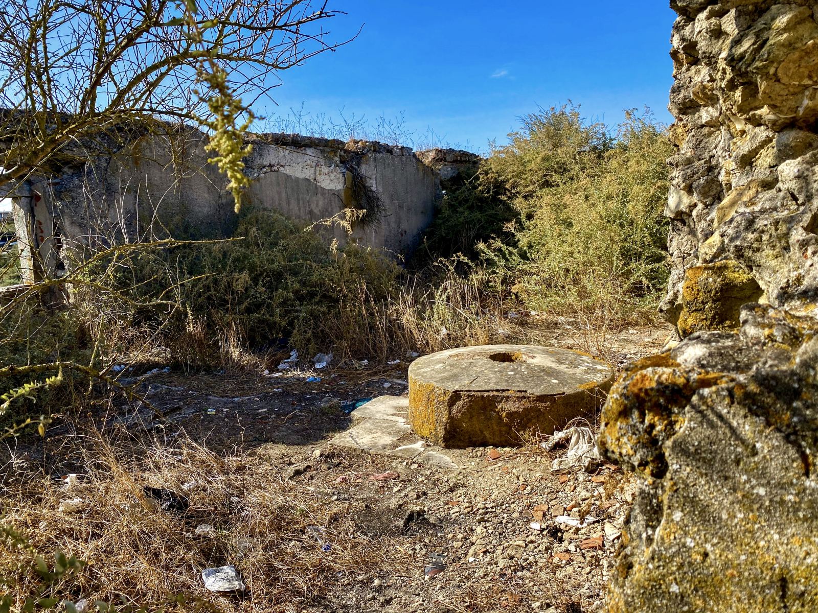 Interior do Moinho de Maré da Lançada (foto: Pedro S Bello, CC BY-SA 4.0)
