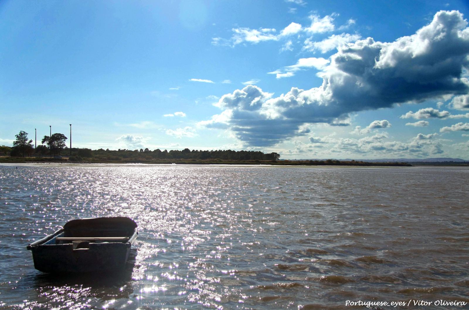 O Tejo em Sarilhos Grandes (foto: Vitor Oliveira, CC BY-SA 2.0)