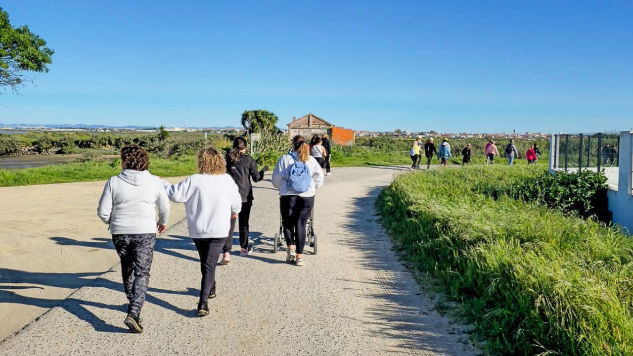 Comunidade e comércio local unem-se em Caminhada Solidária para as Festas de São Jorge